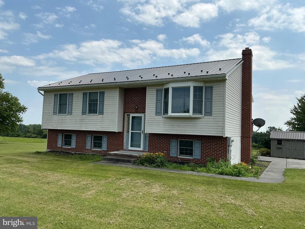 665 GAME LANDS RD, Aspers, PA 17304