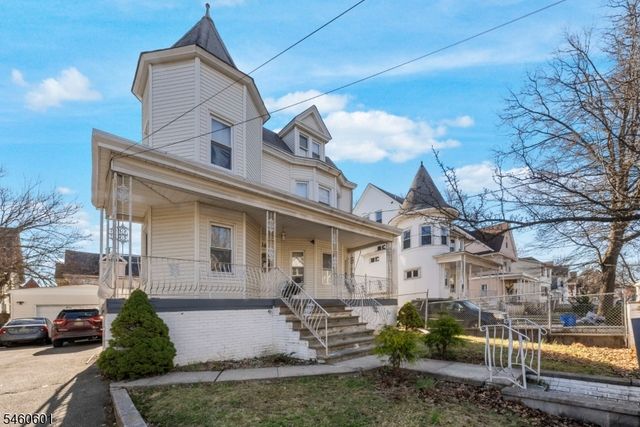 38 Nairn Pl, Newark City, NJ 07108