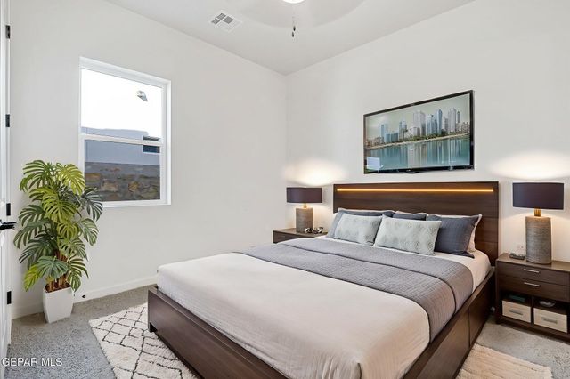 832 Eltham Drive, Horizon City, TX 79928