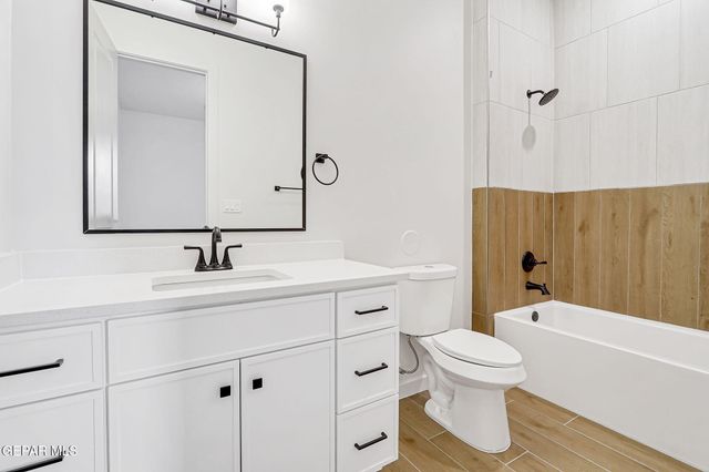 832 Eltham Drive, Horizon City, TX 79928