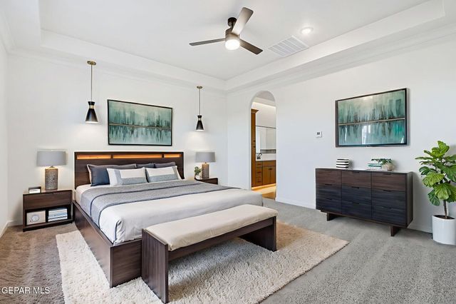 832 Eltham Drive, Horizon City, TX 79928