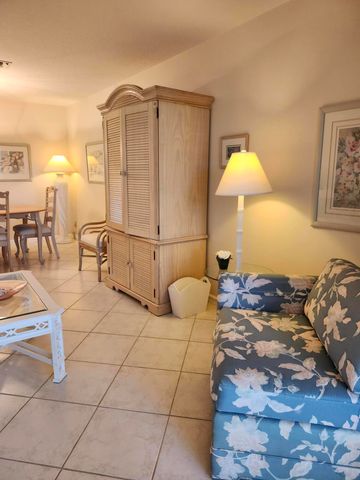 230 NE 26th Avenue 408, Boynton Beach, FL 33435