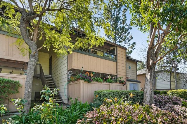 20702 El Toro 16, Lake Forest, CA 92630