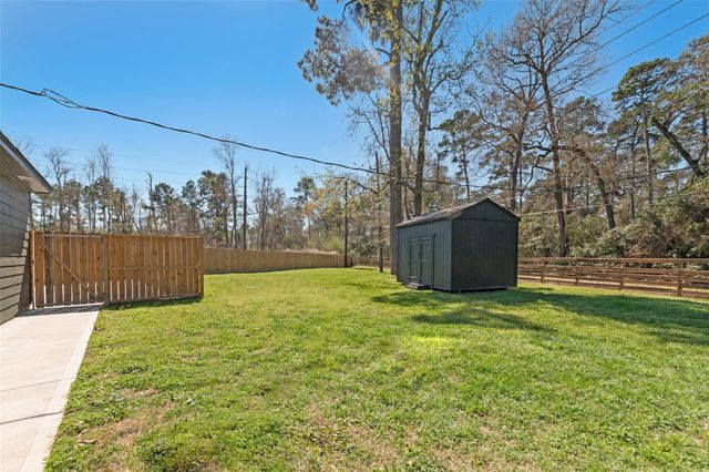 24003 Doverwick Drive, Tomball, TX 77375