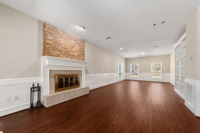 24003 Doverwick Drive, Tomball, TX 77375