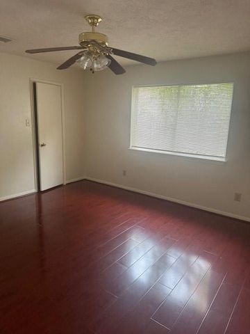 6606 Grand Haven Drive, Houston, TX 77088