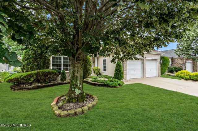 27 Congressional Road, Jackson, NJ 08527
