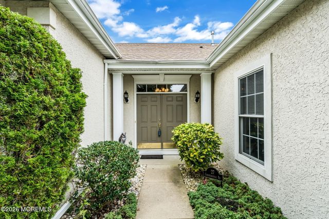 27 Congressional Road, Jackson, NJ 08527