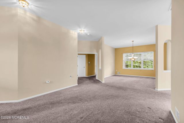 27 Congressional Road, Jackson, NJ 08527