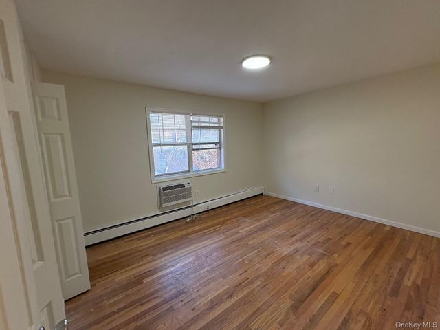 2103 Barclay Manor 21C, Newburgh, NY 12550