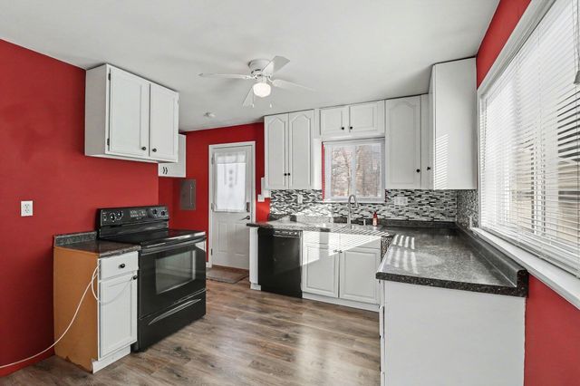 22279 Bohn Road, Belleville, MI 48111