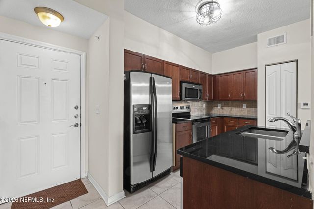 10435 MIDTOWN Parkway 360, Jacksonville, FL 32246