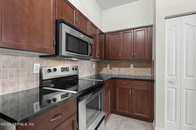 10435 MIDTOWN Parkway 360, Jacksonville, FL 32246