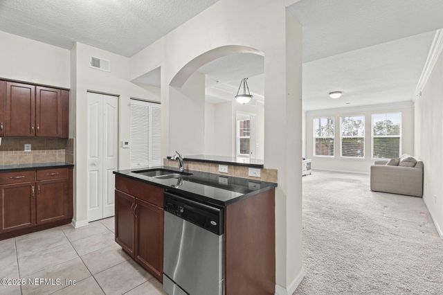 10435 MIDTOWN Parkway 360, Jacksonville, FL 32246
