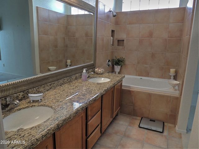 4350 E BADGER Way, Phoenix, AZ 85044