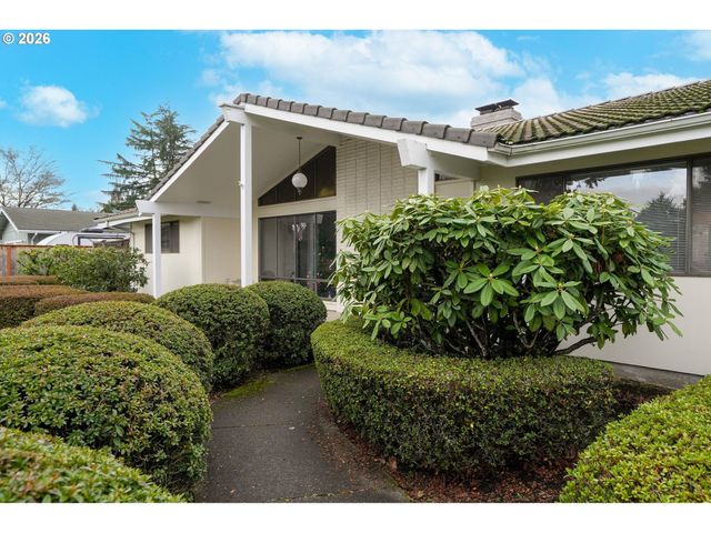 1650 SPRINGHILL Dr, Albany, OR 97321