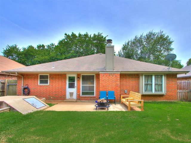 1017 Golden Eagle Drive, Norman, OK 73072