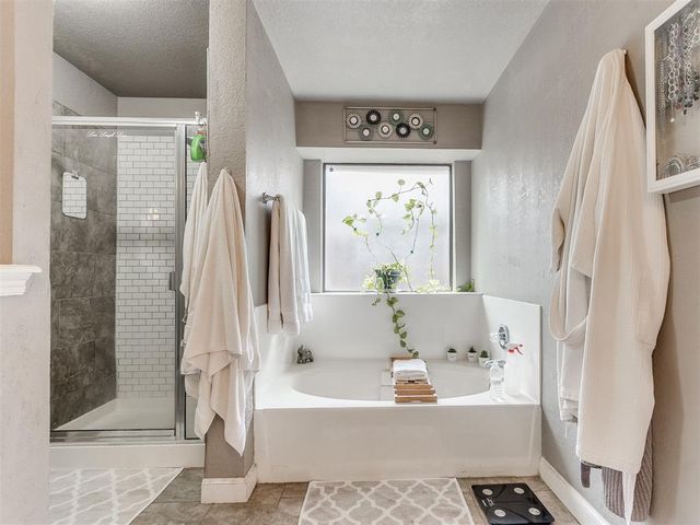 1017 Golden Eagle Drive, Norman, OK 73072