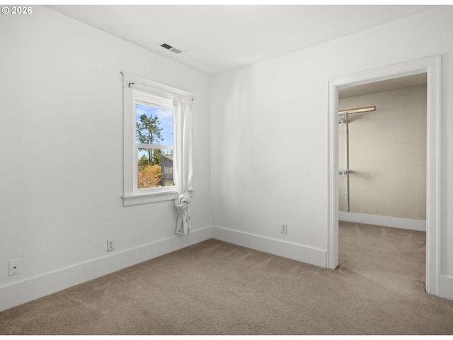 9648 N CENTRAL St, Portland, OR 97203