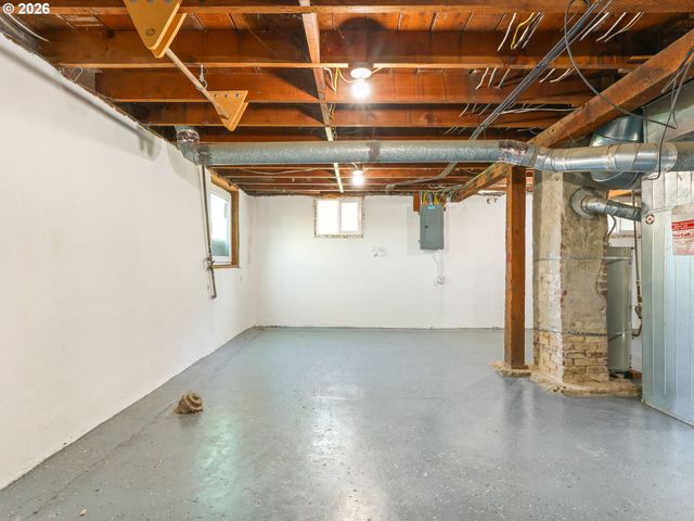 9648 N CENTRAL St, Portland, OR 97203