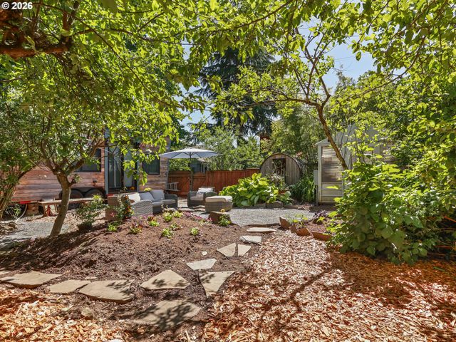 9648 N CENTRAL St, Portland, OR 97203