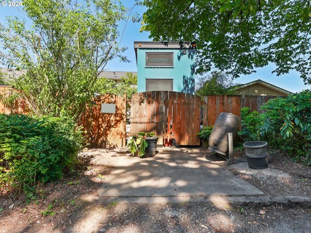 9648 N CENTRAL St, Portland, OR 97203