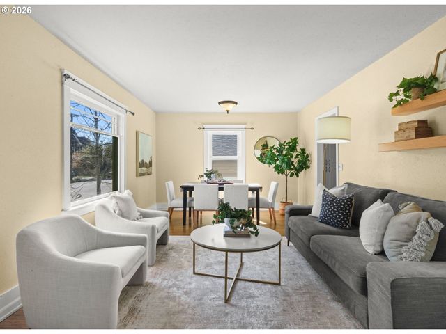 9648 N CENTRAL St, Portland, OR 97203