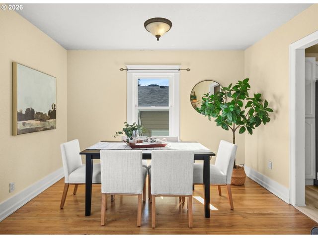 9648 N CENTRAL St, Portland, OR 97203