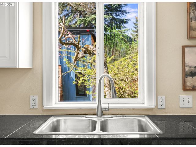 9648 N CENTRAL St, Portland, OR 97203