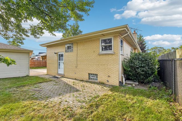733 Caryn Circle, South Holland, IL 60473