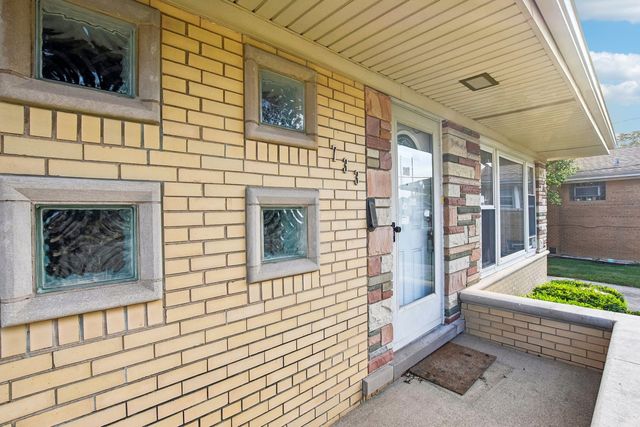 733 Caryn Circle, South Holland, IL 60473
