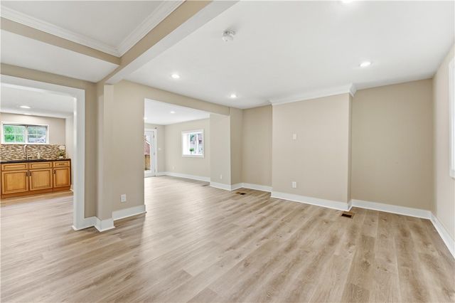 97 N Sprague Ave, Bellevue, PA 15202