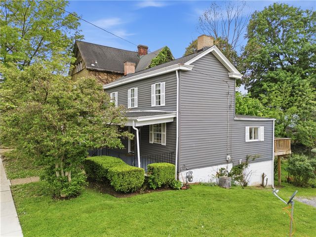 97 N Sprague Ave, Bellevue, PA 15202