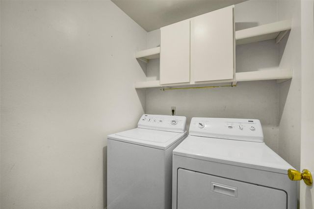 1914 Augusta Drive 7, Houston, TX 77057