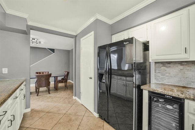 1914 Augusta Drive 7, Houston, TX 77057