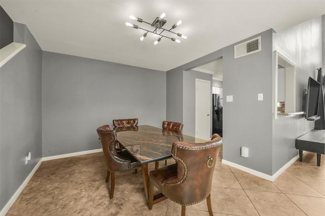 1914 Augusta Drive 7, Houston, TX 77057