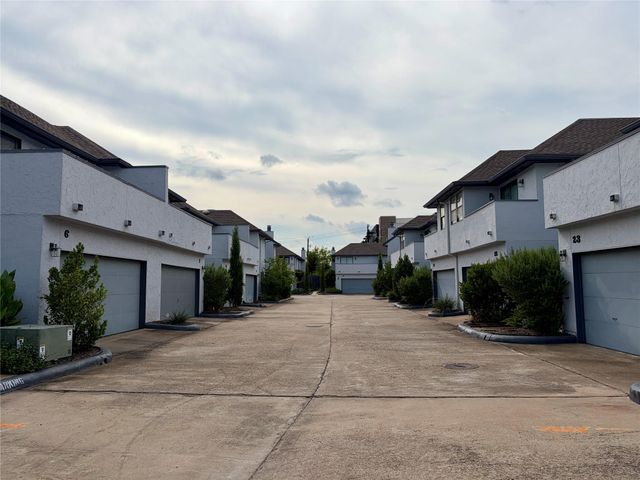 1914 Augusta Drive 7, Houston, TX 77057
