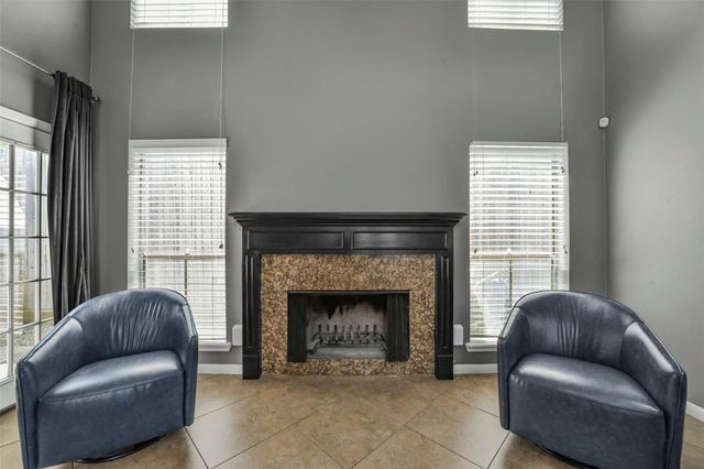 1914 Augusta Drive 7, Houston, TX 77057