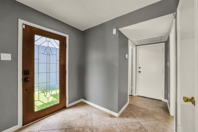 1914 Augusta Drive 7, Houston, TX 77057