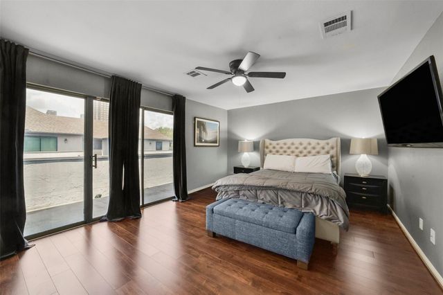 1914 Augusta Drive 7, Houston, TX 77057