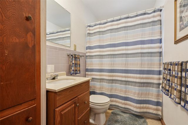 308 E 26th Street S, Newton, IA 50208