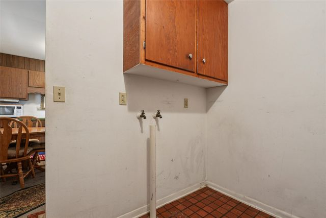 308 E 26th Street S, Newton, IA 50208