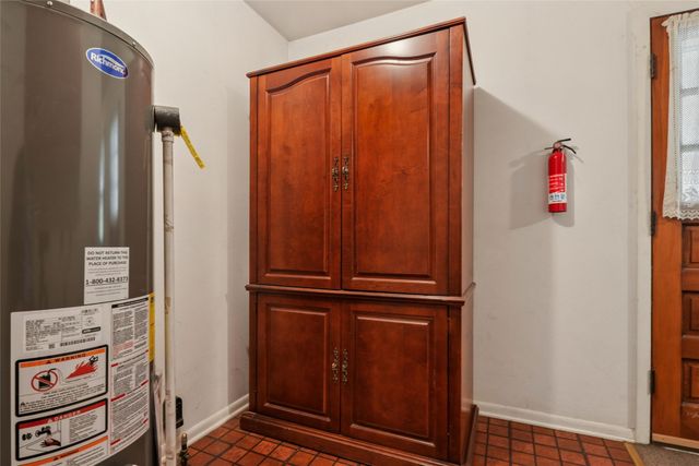 308 E 26th Street S, Newton, IA 50208