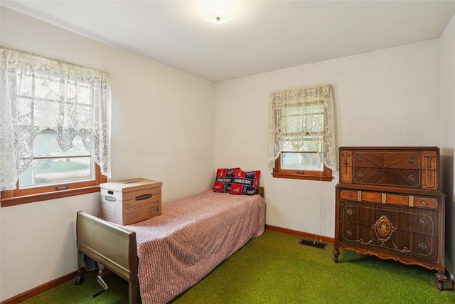 308 E 26th Street S, Newton, IA 50208