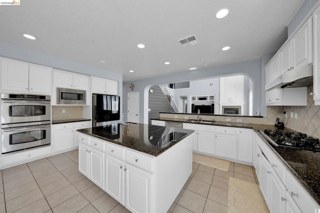 1858 Alexander Way, Brentwood, CA 94513