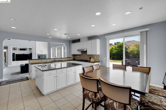 1858 Alexander Way, Brentwood, CA 94513