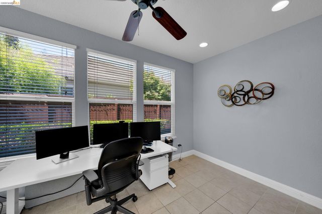1858 Alexander Way, Brentwood, CA 94513