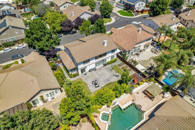 1858 Alexander Way, Brentwood, CA 94513