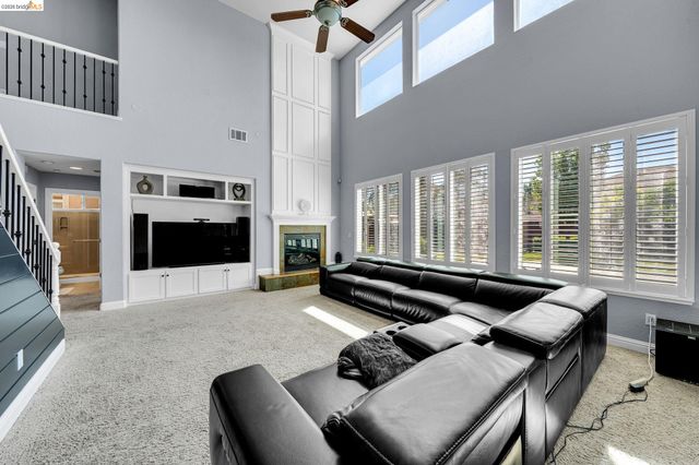 1858 Alexander Way, Brentwood, CA 94513