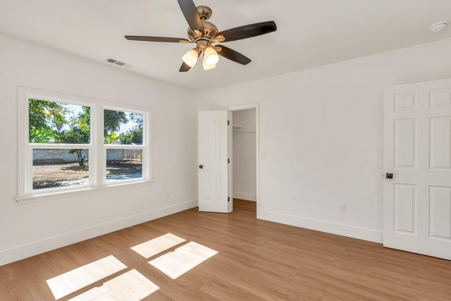 426 N Maple Avenue, Fresno, CA 93702
